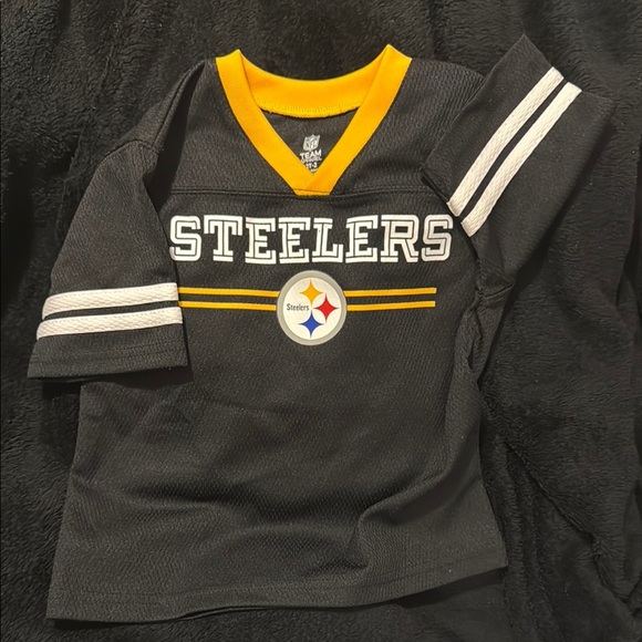 Team Apparel Kids Black and Yellow Steelers Jersey - Picture 12 of 15